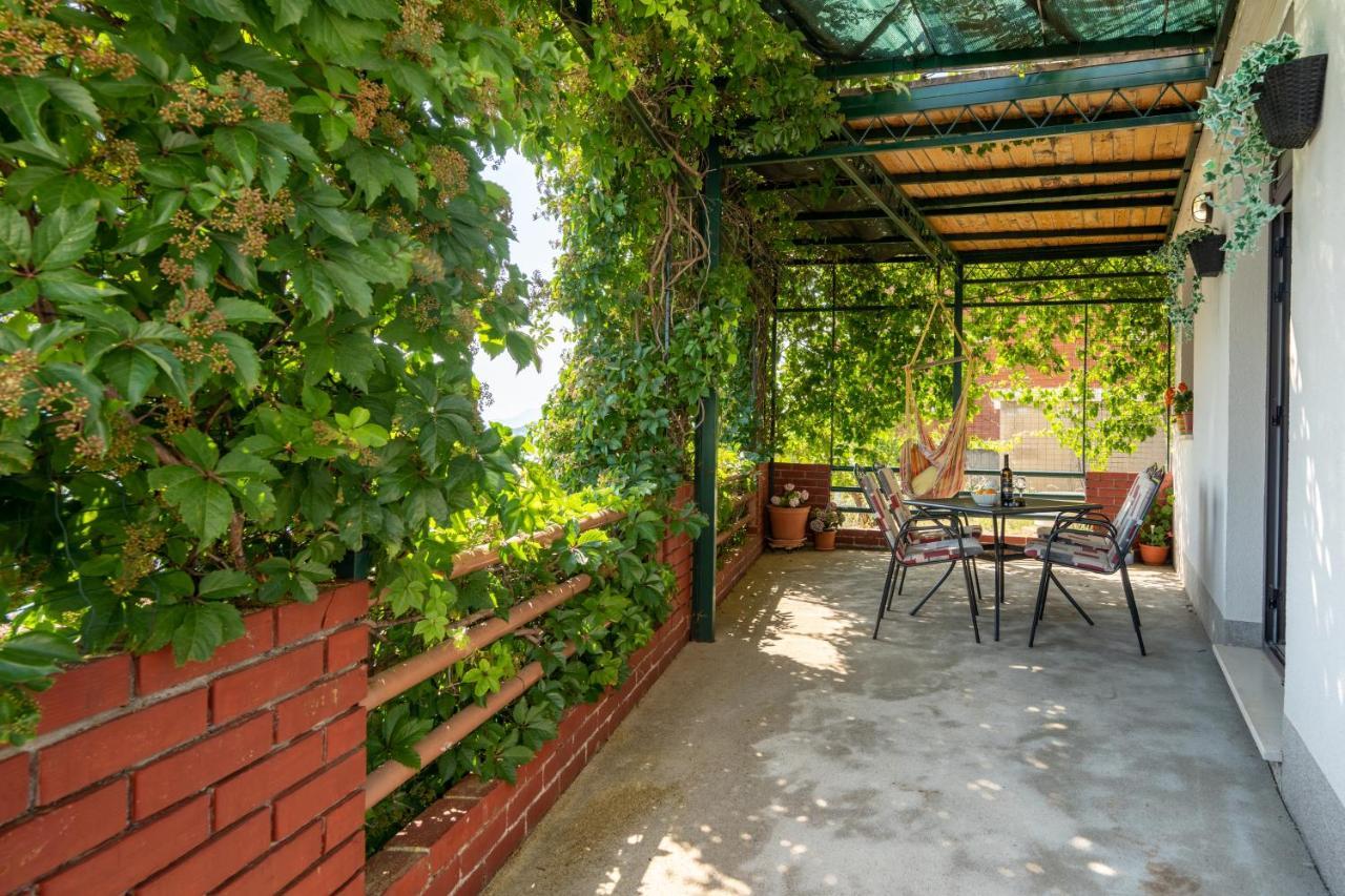 Angela & Marco'S Apartments Неум Экстерьер фото